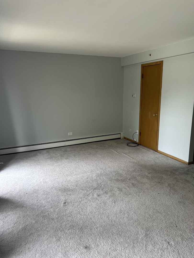 8739 South Roberts Road, Unit 2 Hickory Hills, IL 60457 - Photo 10 of 14