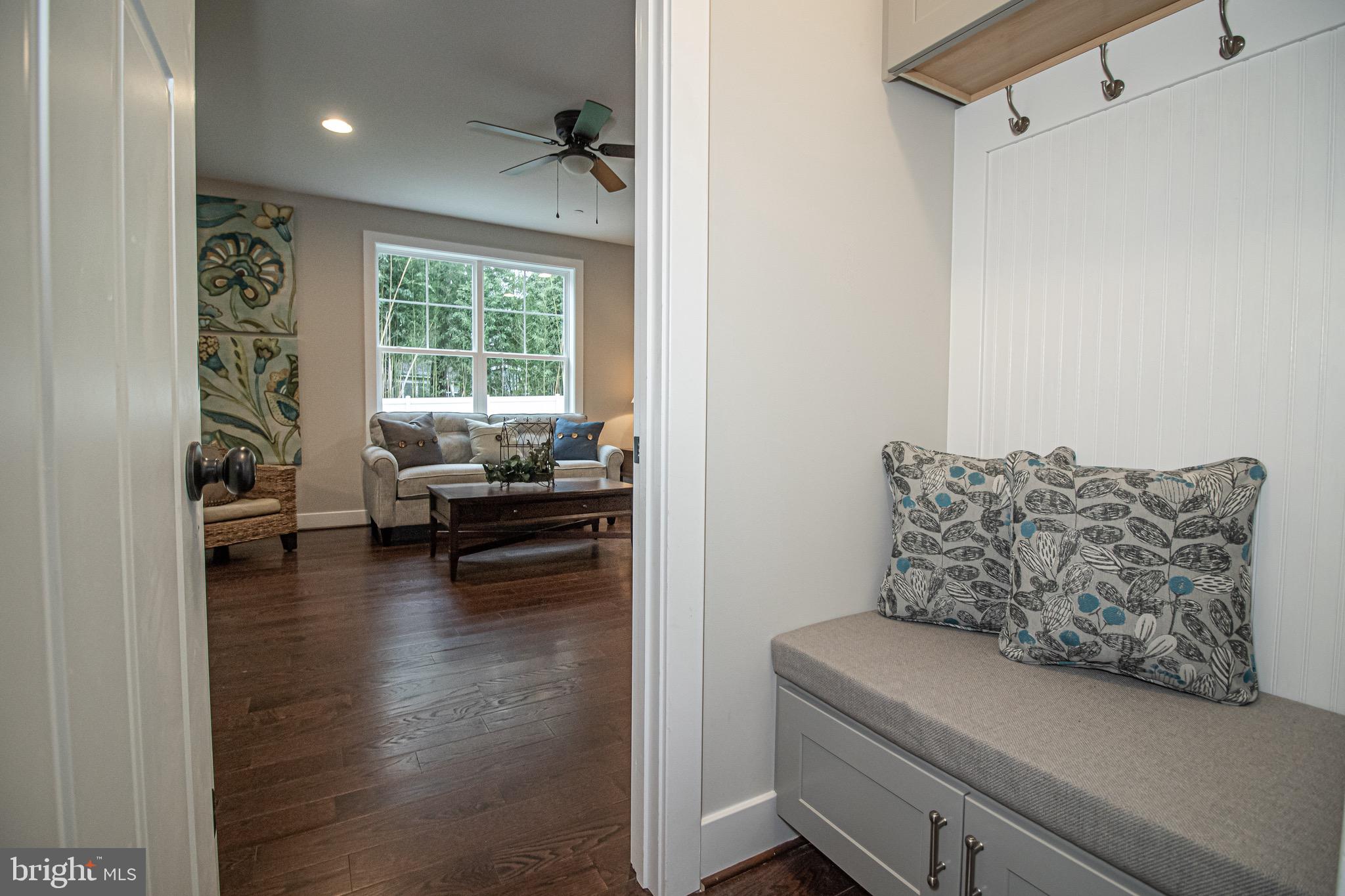 33 Chrisba Road Severna Park, MD 21146 - Photo 12 of 44 Mudroom off of Garage!