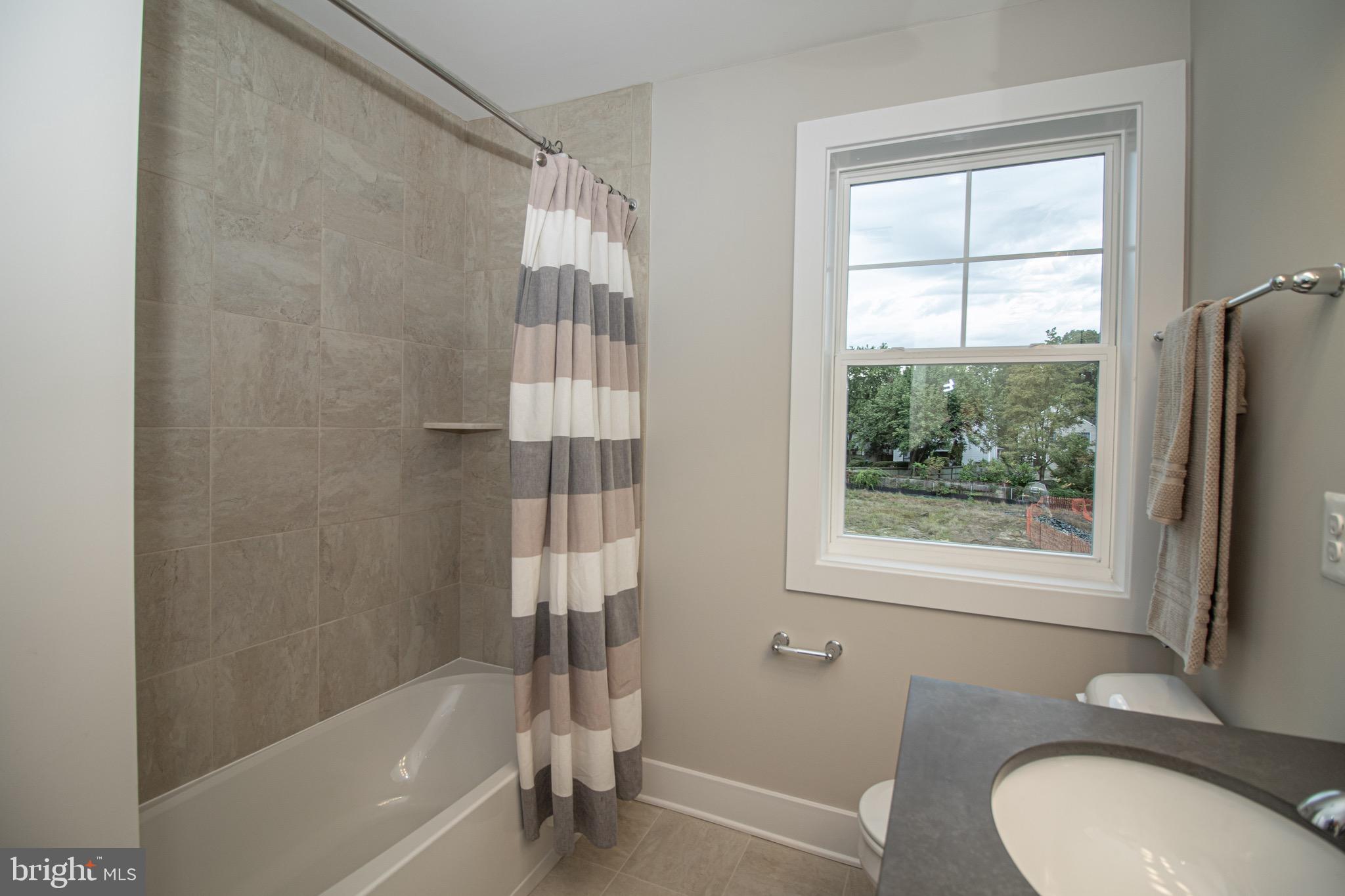 33 Chrisba Road Severna Park, MD 21146 - Photo 20 of 44 Ceramic Tile Shower