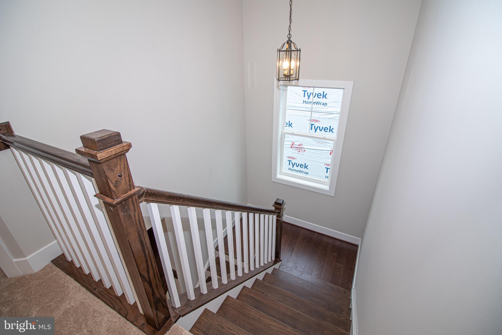 33 Chrisba Road Severna Park, MD 21146 - Photo 28 of 44 Hardwood Stairs