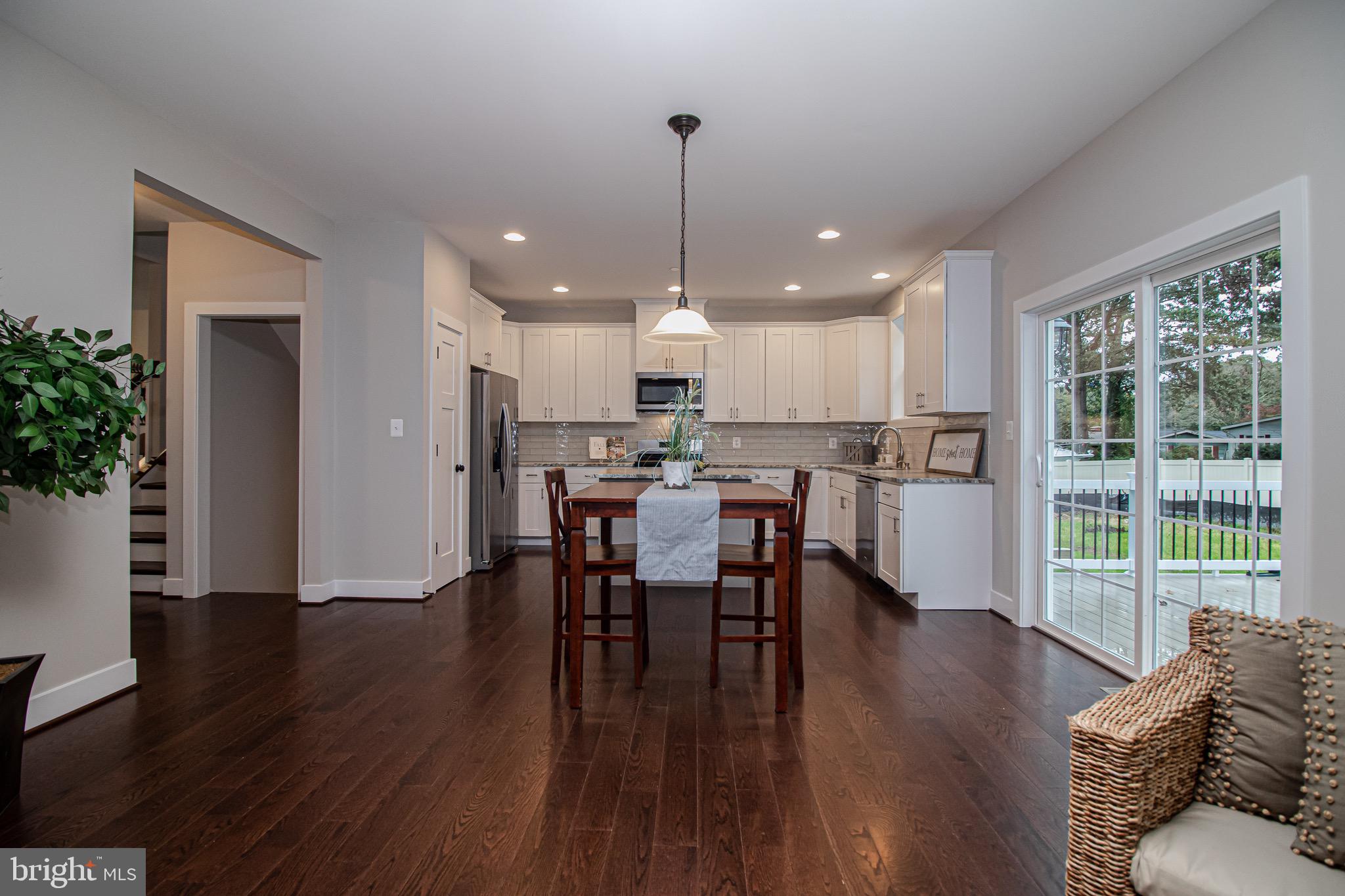 33 Chrisba Road Severna Park, MD 21146 - Photo 8 of 44 Wide Plank Hardwoods & 5" Trim