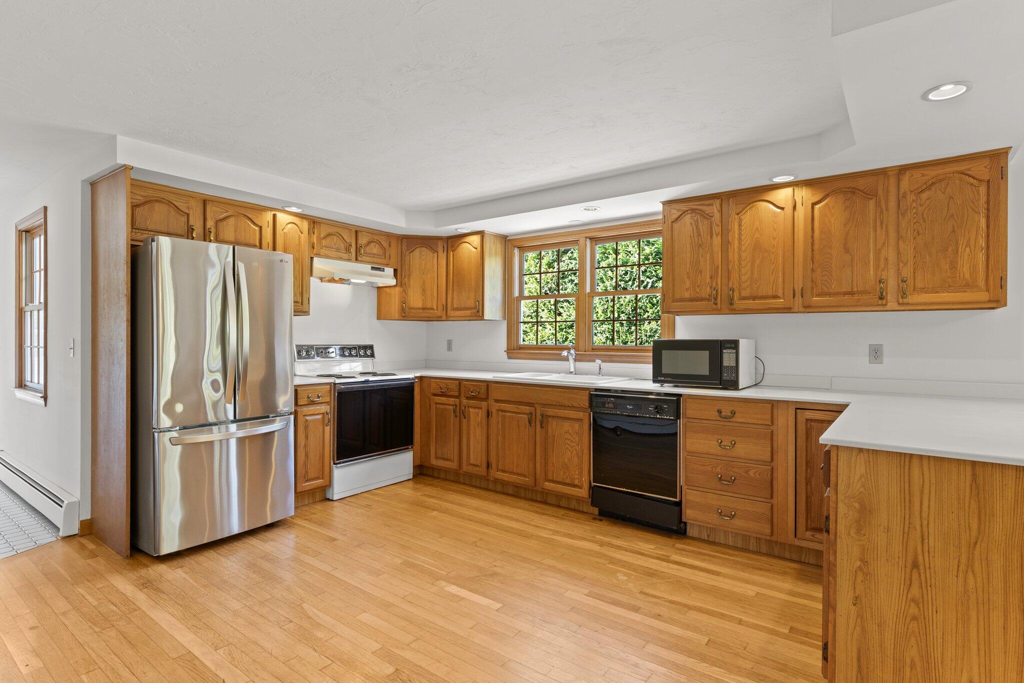 276 Stage Harbor Road Chatham, MA 02633 - Photo 12 of 62 11-web-or-mls-276-stage-harbor-rd