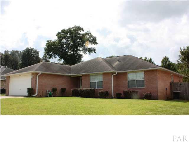 7057 Raburn Road Pensacola, FL 32526 - Photo 2 of 14 Great Curb Appeal