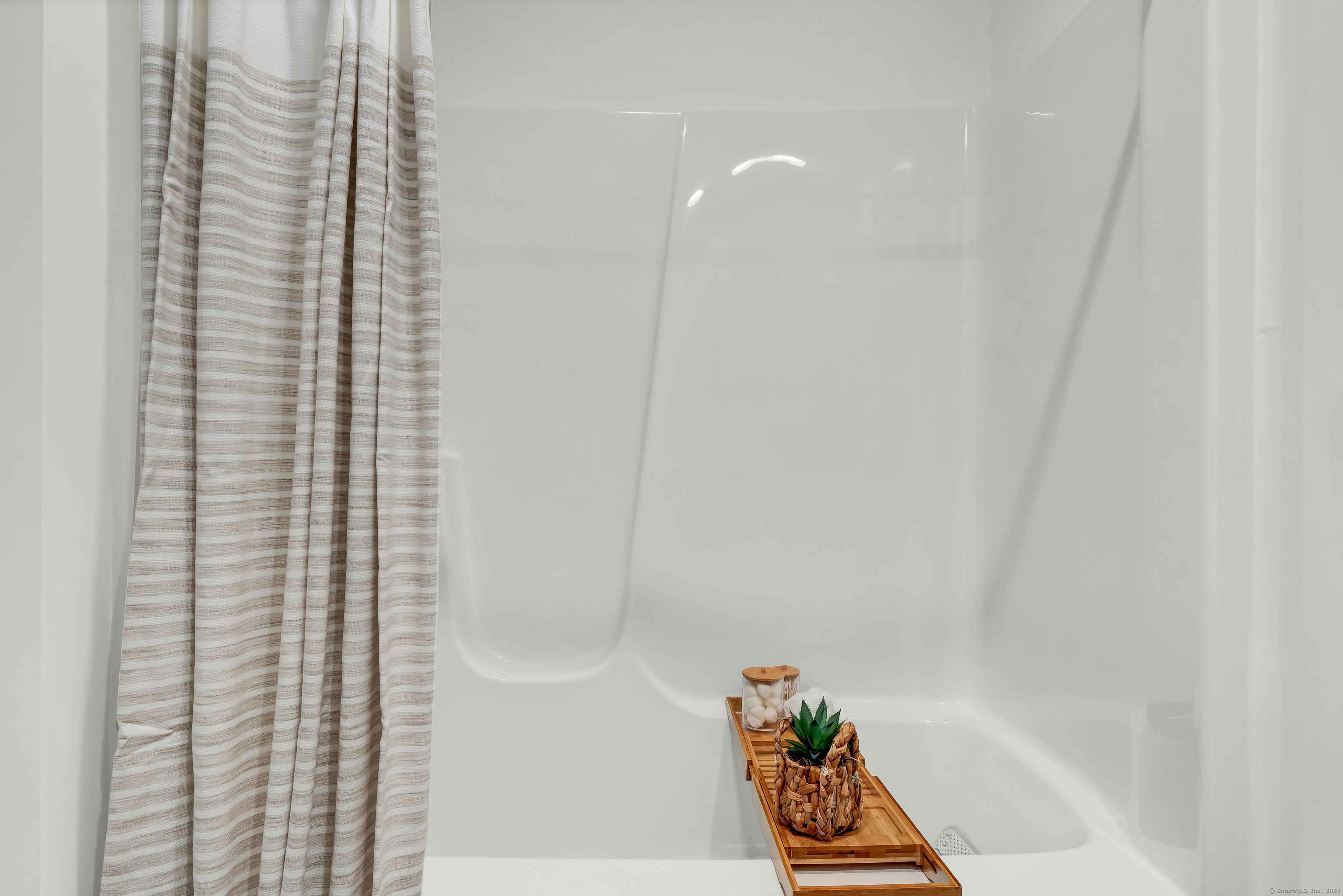 33 Main Street, Unit 17 Meriden, CT 06451 - Photo 23 of 25 Primary Bedroom Ensuite **Model Home