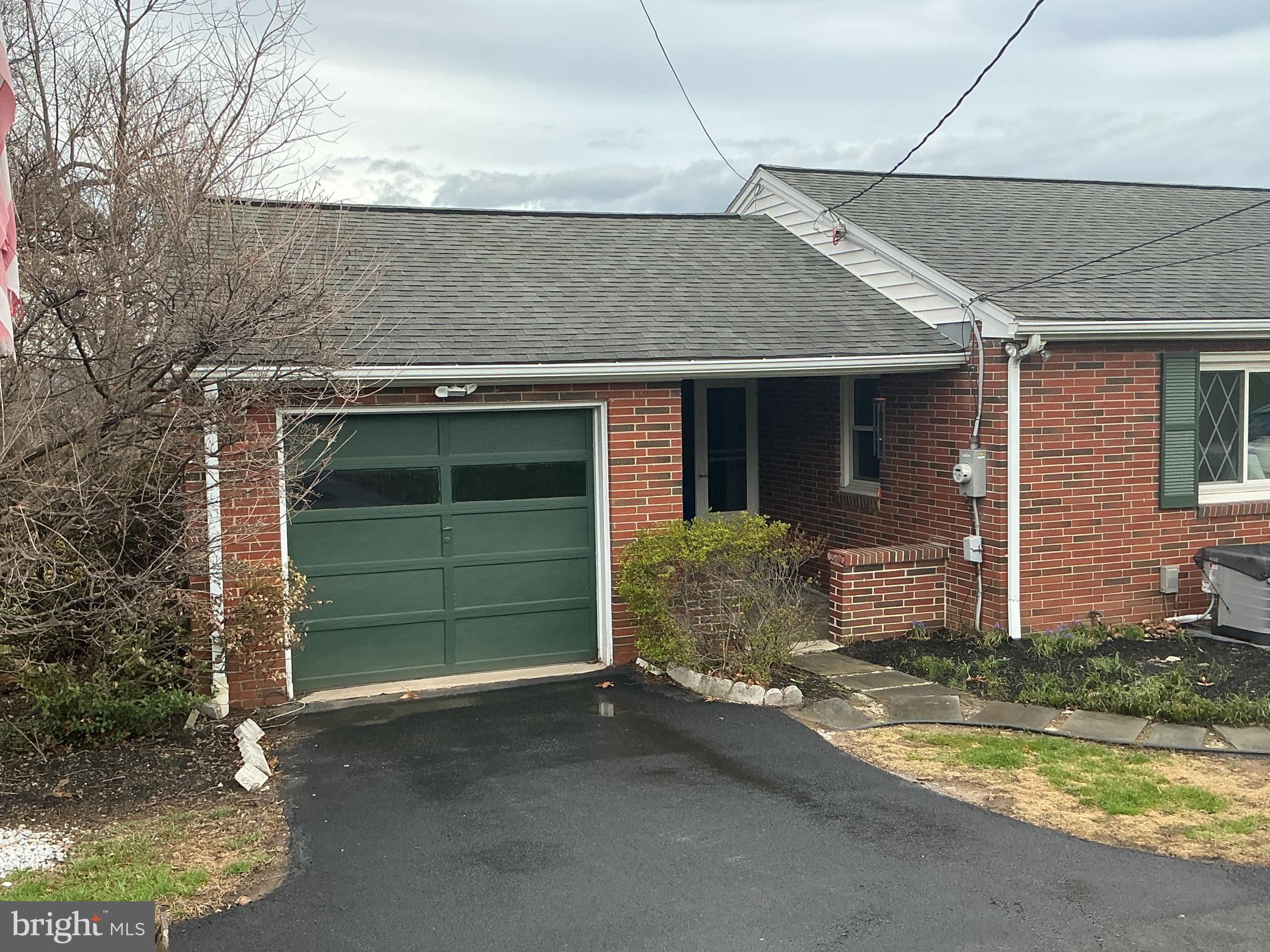 6150 Chambers Hill Road Harrisburg, PA 17111 - Photo 2 of 24