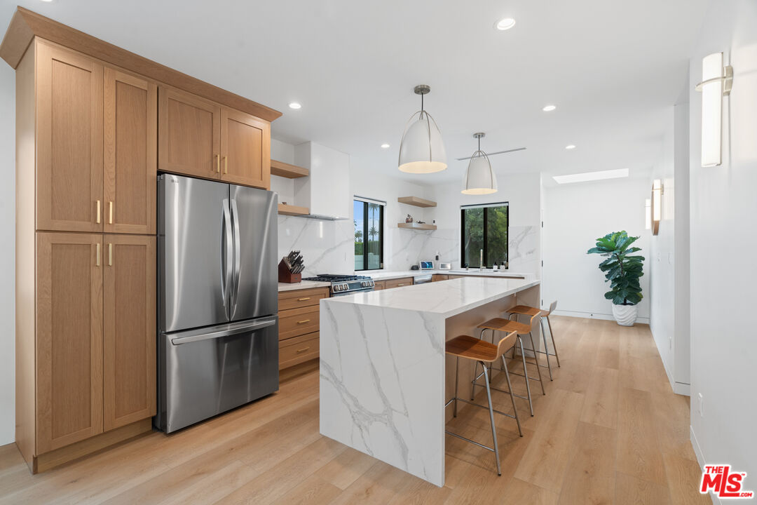 2911 South Rimpau Boulevard, Unit 2909 Los Angeles, CA 90016 - Photo 12 of 52