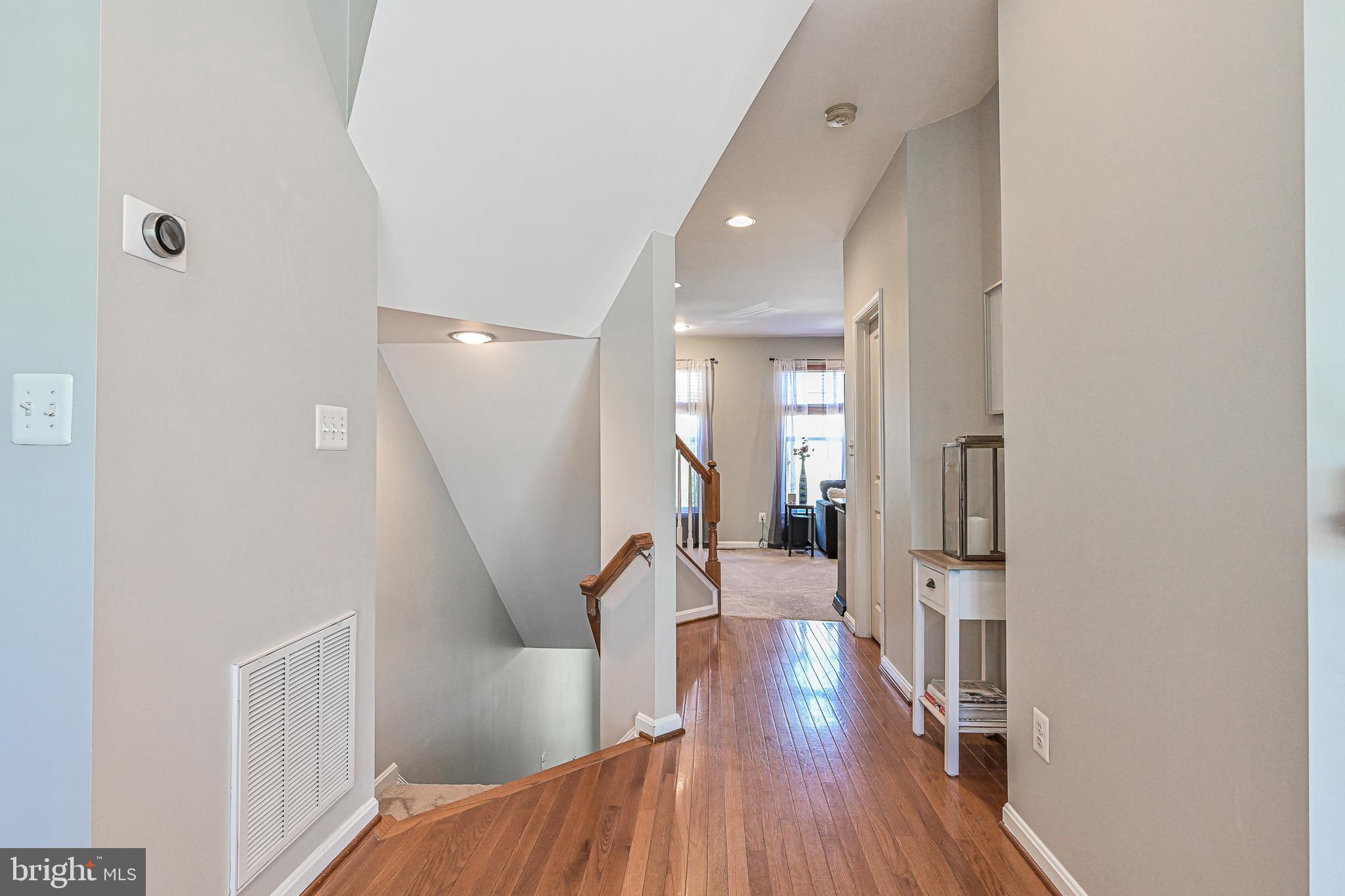 9183 Ribbon Falls Loop Bristow, VA 20136 - Photo 16 of 46 Gallery Image 16