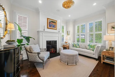 $2,395,000 | 1482 Edgewood Lane, Winnetka, IL 60093