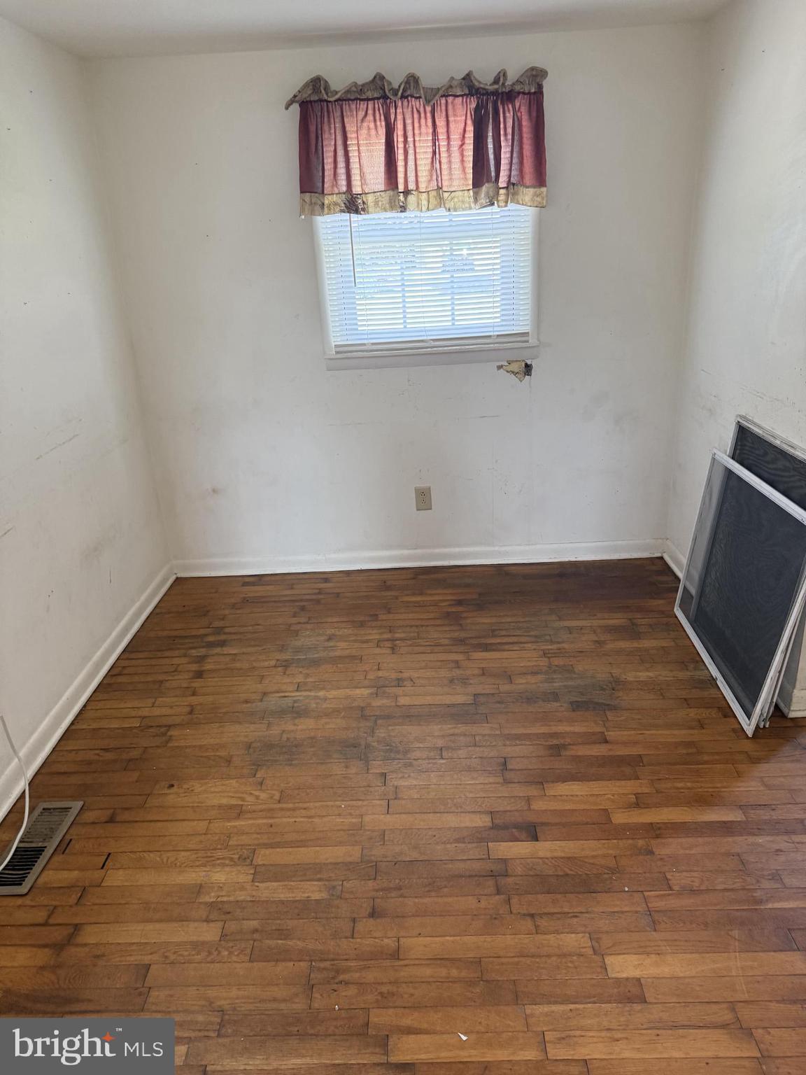 412 Oak Road Seaford, DE 19973 - Photo 5 of 11 Gallery Image 5