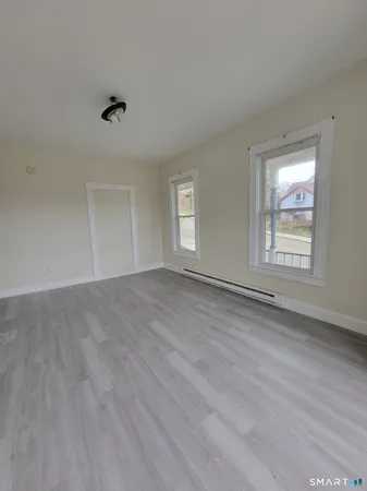 $1,200 | 120 North Street, Unit 1F, Windham, CT 06226