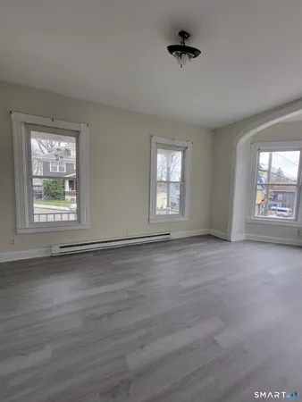 $1,200 | 120 North Street, Unit 1F, Windham, CT 06226