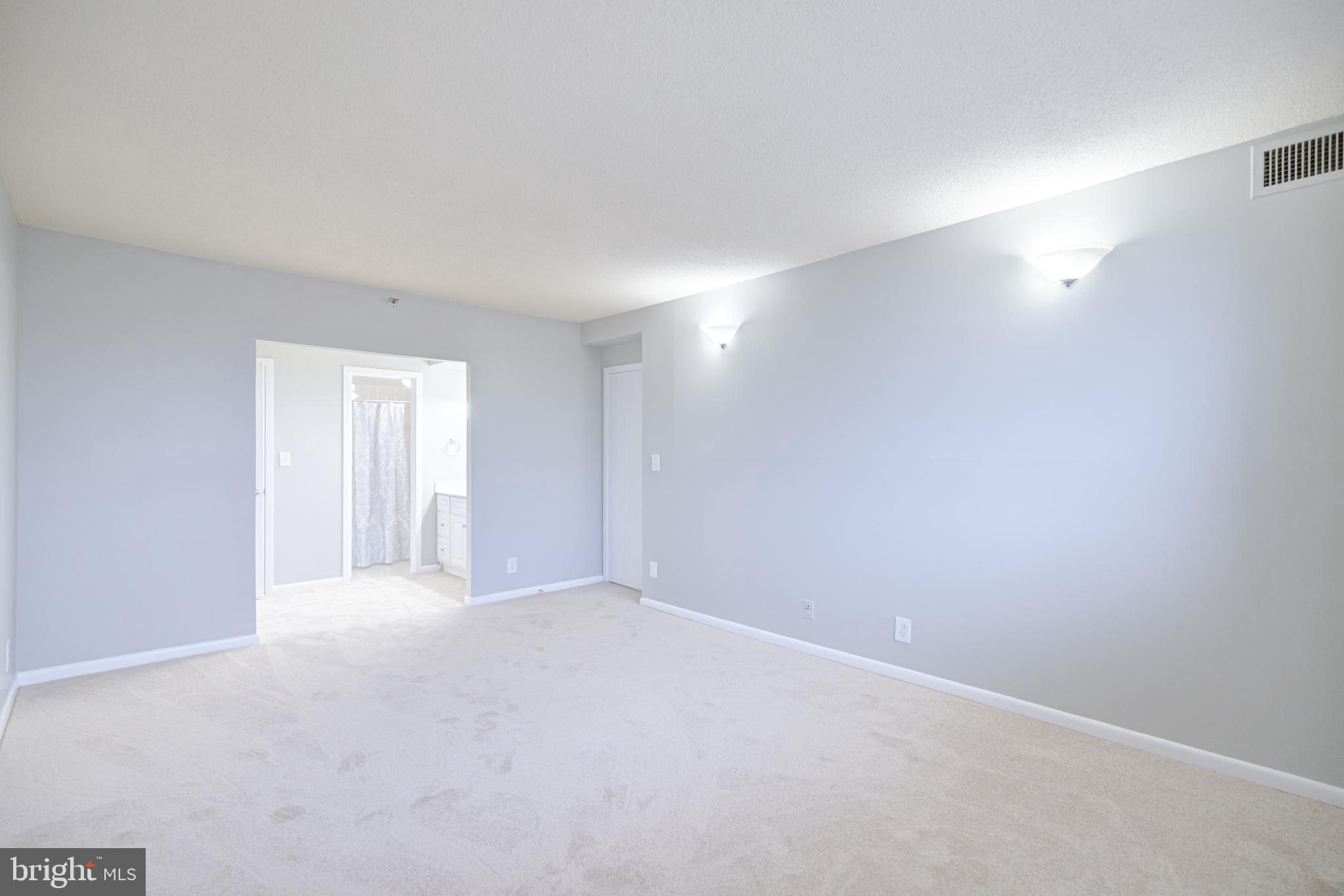 5501 Seminary Road, Unit 307S Falls Church, VA 22041 - Photo 18 of 32 Master Bed