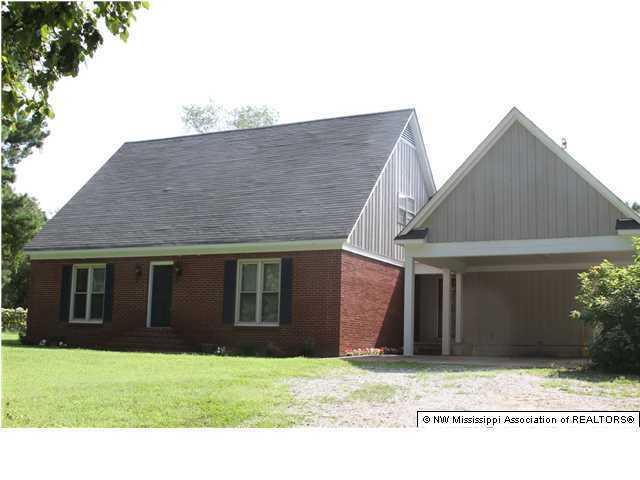 4592 Fogg Road North Nesbit, MS 38651 - Photo 1 of 14 Primary Photo