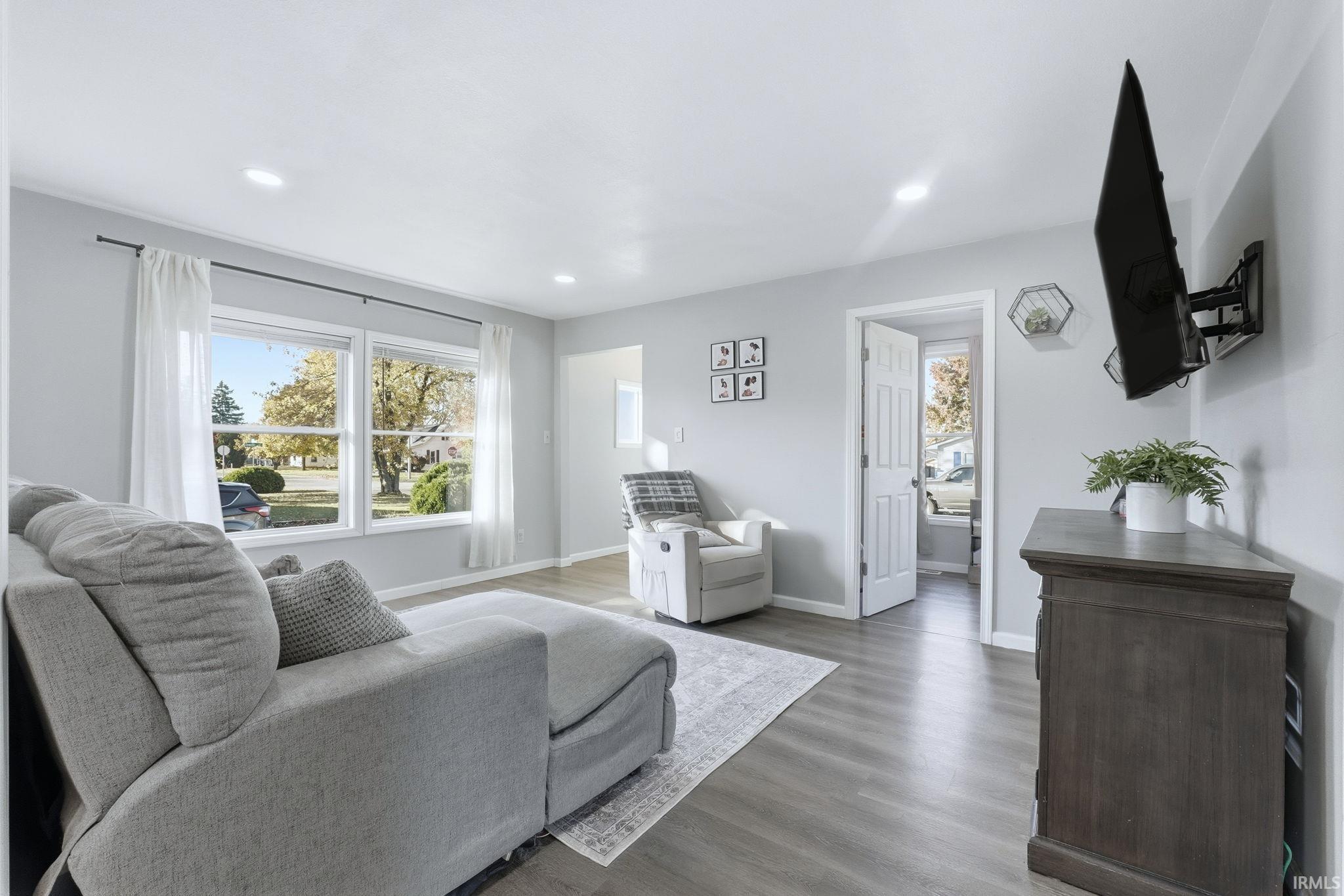 1804 Phillip Street Auburn, IN 46706 - Photo 4 of 30