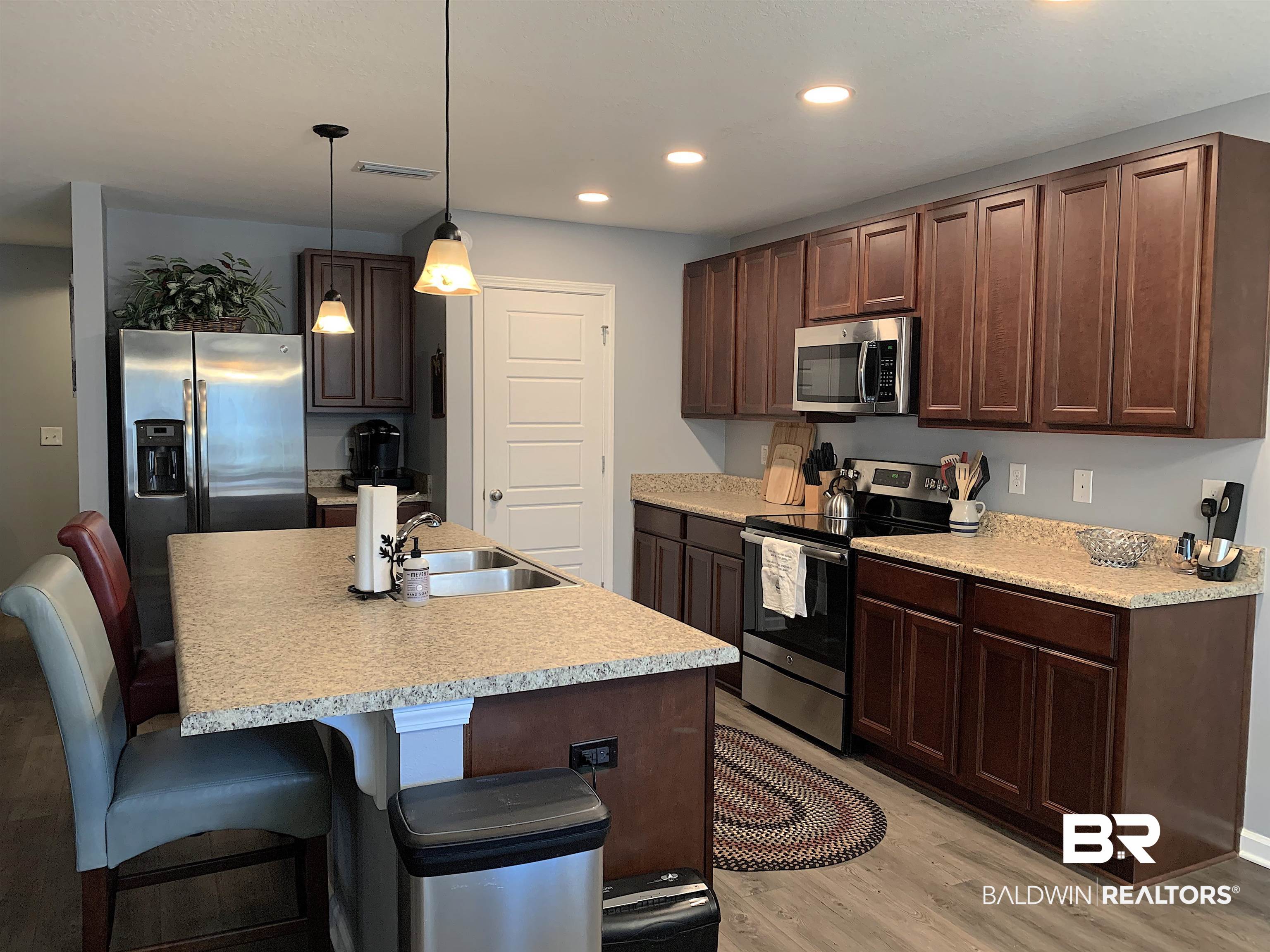 12092 Chaucer Avenue Daphne, AL 36526 - Photo 6 of 27 Kitchen