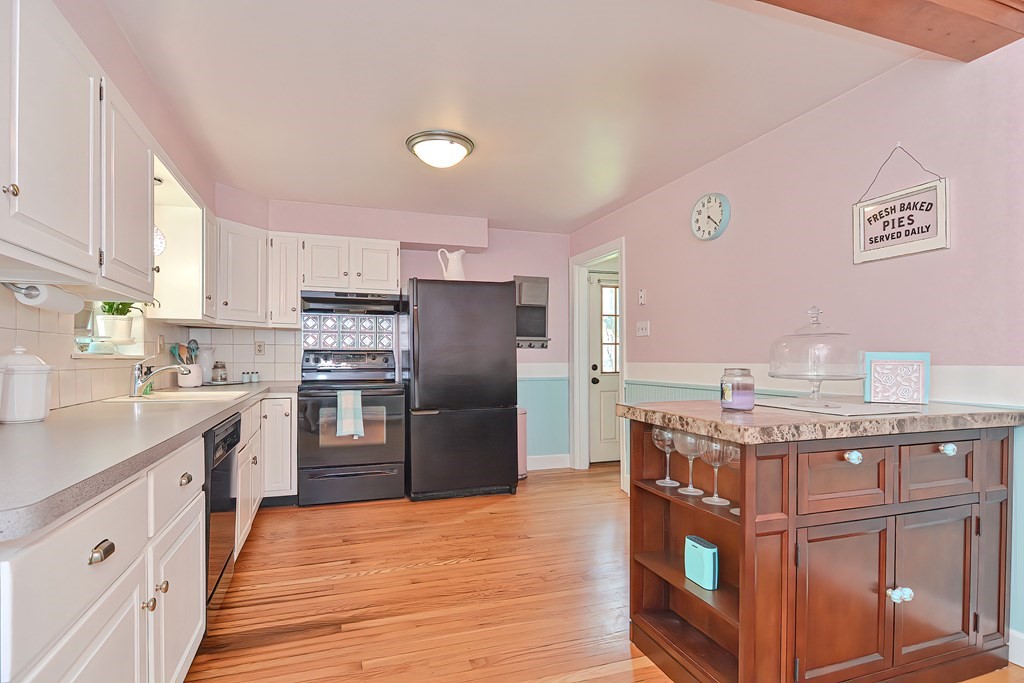 511 Massasoit Road Worcester, MA 01604 - Photo 17 of 36 Gallery Image 17
