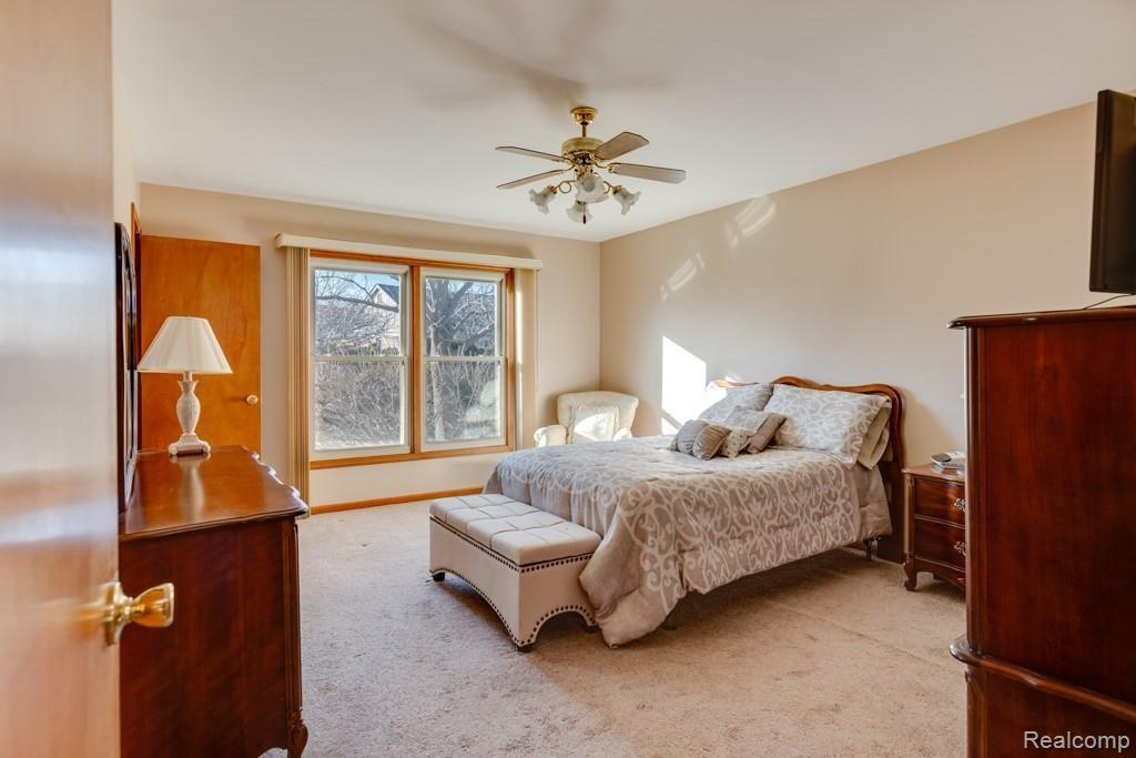 385 Buttercup Drive Rochester Hills, MI 48307 - Photo 14 of 33