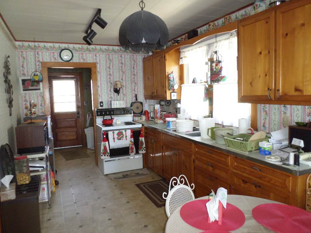 1707 Mitchell Drive Rochester, IN 46975 - Photo 5 of 6