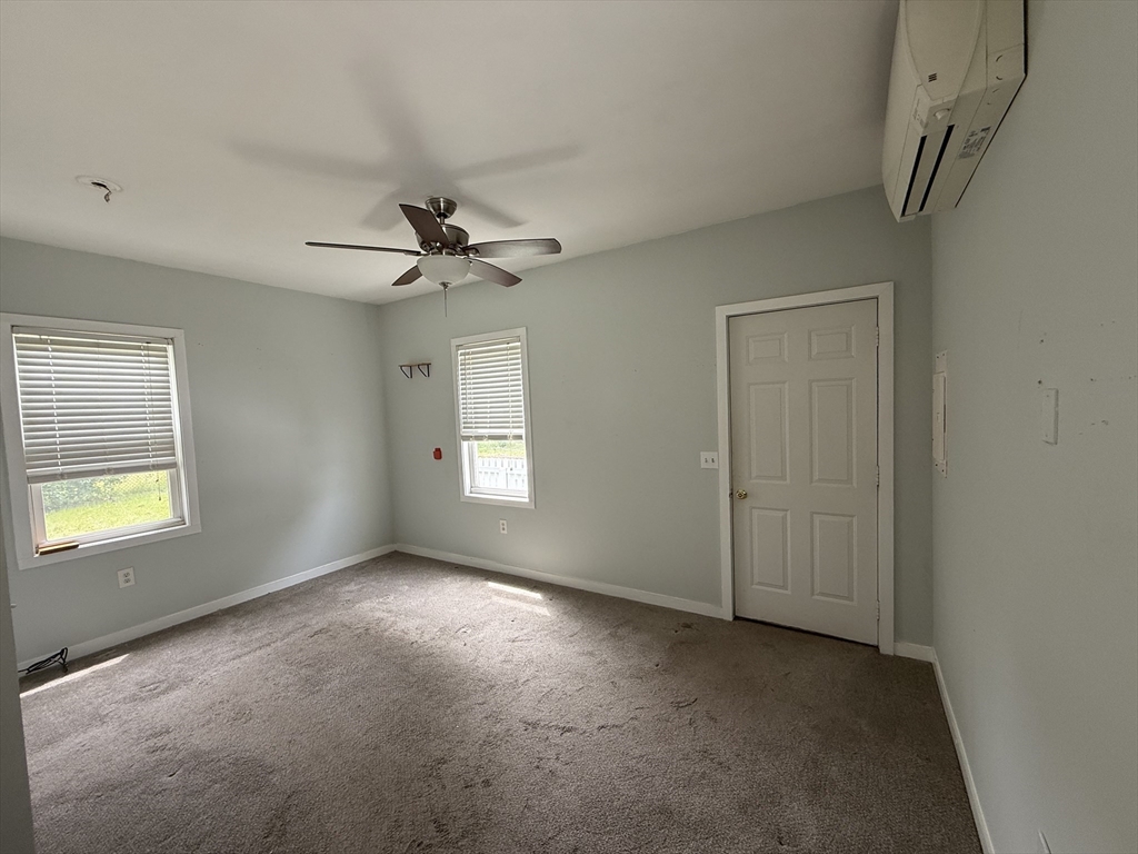 12 Sherbourne Avenue Swansea, MA 02777 - Photo 6 of 11 Gallery Image 6