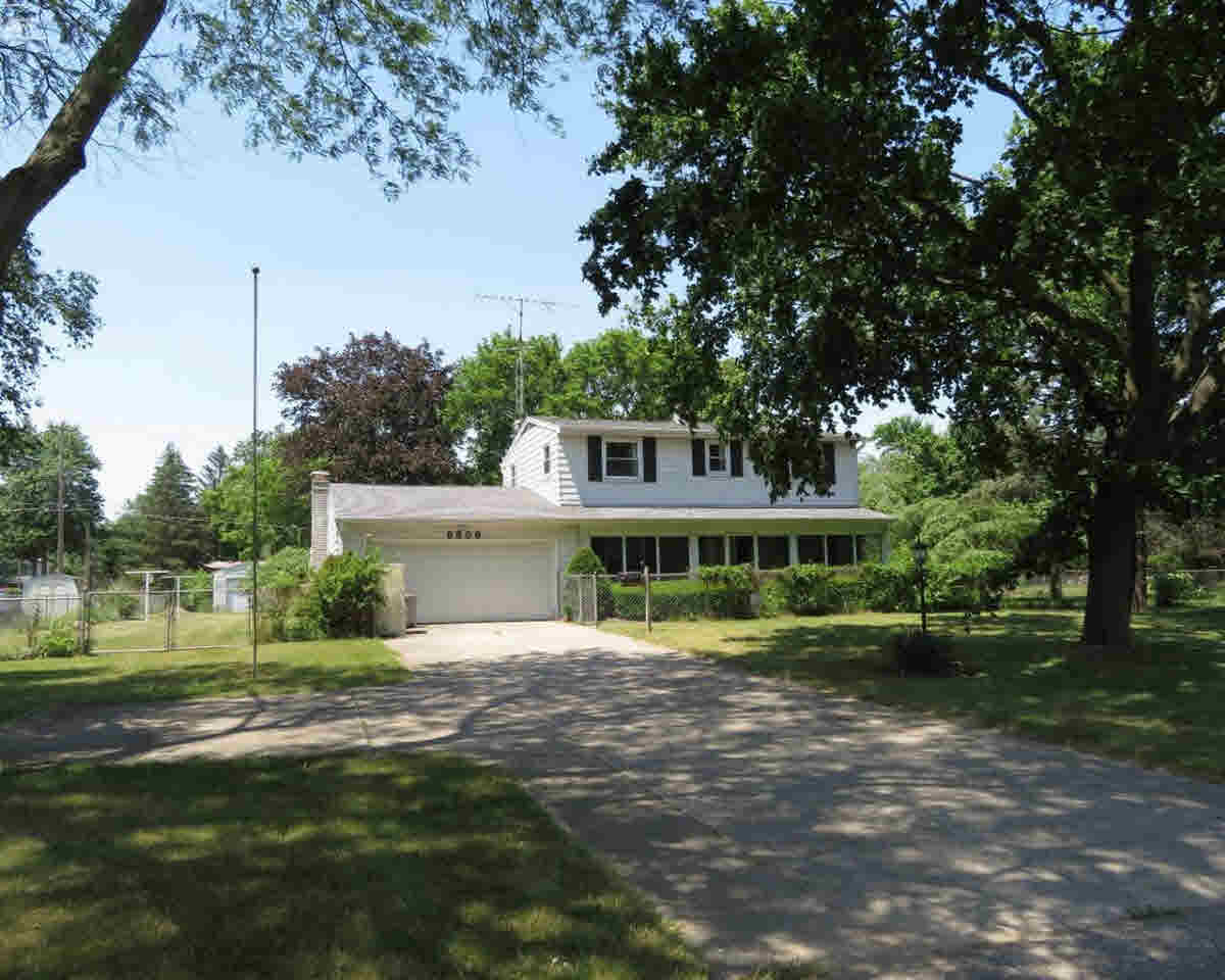 5509 North Seymour Road Flushing, MI 48433 - Photo 3 of 37 21311562-2.JPG