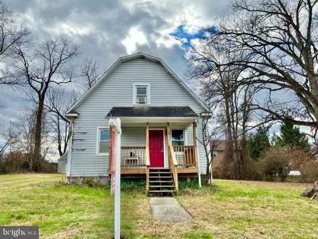 $2,250 | 3712 Lawrence Avenue, Kensington, MD 20895