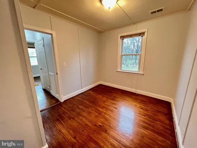 $2,250 | 3712 Lawrence Avenue, Kensington, MD 20895