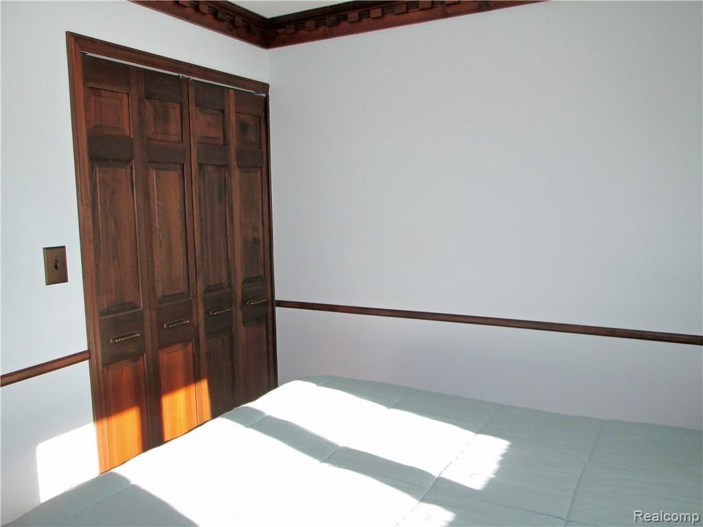 39368 Palmer Road Westland, MI 48186 - Photo 24 of 37 Bedroom three 2.jpg