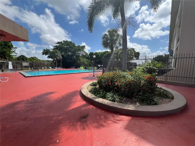 a view of a basketball court