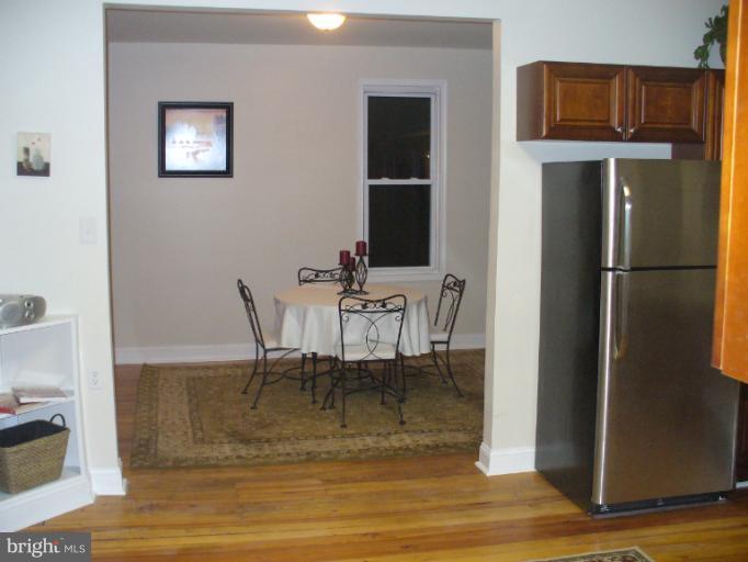 932 Linwood Road Hagerstown, MD 21740 - Photo 1 of 23 Dining Room