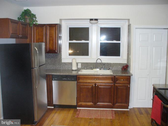 932 Linwood Road Hagerstown, MD 21740 - Photo 12 of 23 Kitchen