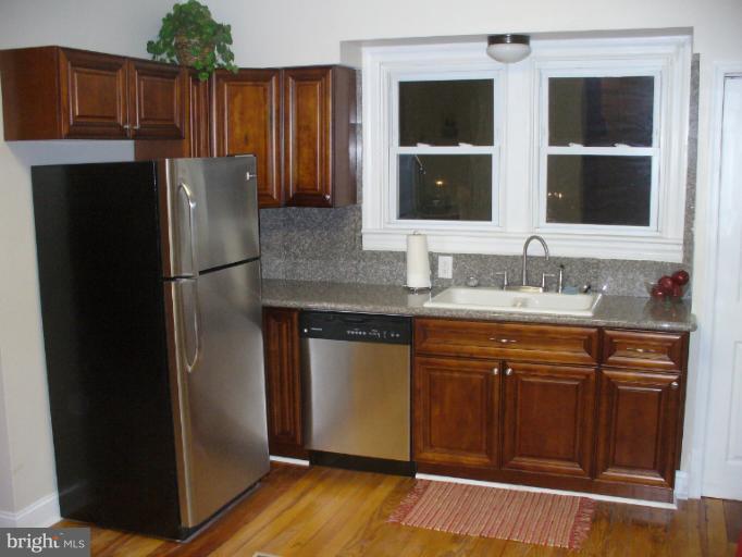 932 Linwood Road Hagerstown, MD 21740 - Photo 7 of 23 Kitchen