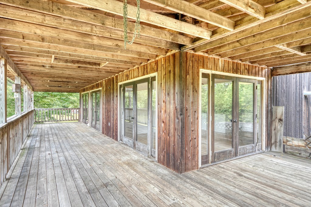 89 Simmons Ridge Mineral Bluff, GA 30559 - Photo 22 of 82