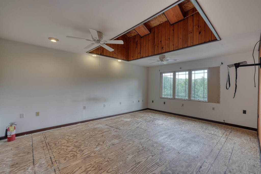 89 Simmons Ridge Mineral Bluff, GA 30559 - Photo 38 of 82 a view of an empty room