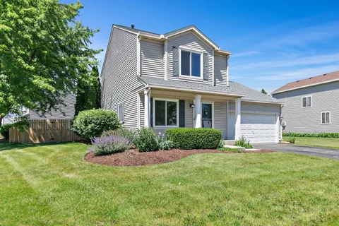 $390,000 | 1 Marie Court, South Elgin, IL 60177