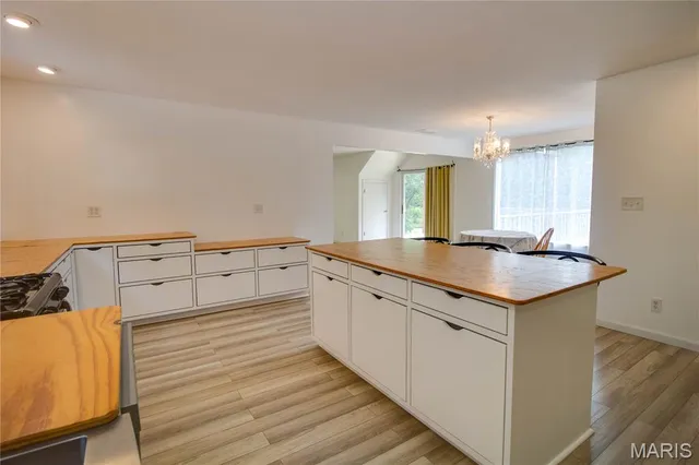 $265,000 | 682 Northeast 800 Street, Greenfield, IL 62044