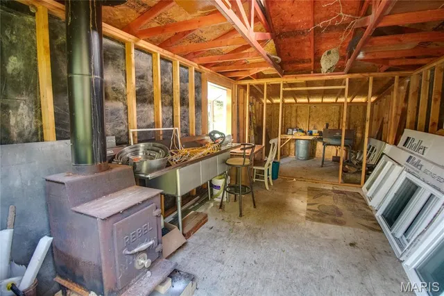 $265,000 | 682 Northeast 800 Street, Greenfield, IL 62044