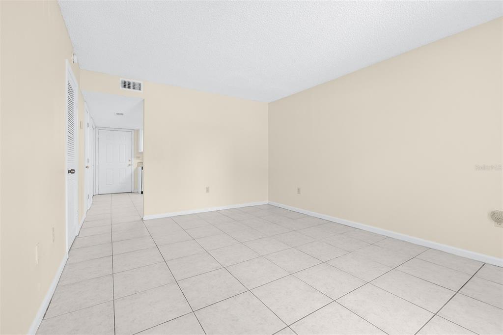 2944 Morgan Combee Road Lakeland, FL 33801 - Photo 4 of 43