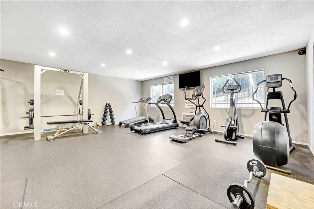 6140 Monterey Road, Unit 406 Los Angeles, CA 90042 - Photo 16 of 26 a view of a room with gym equipment