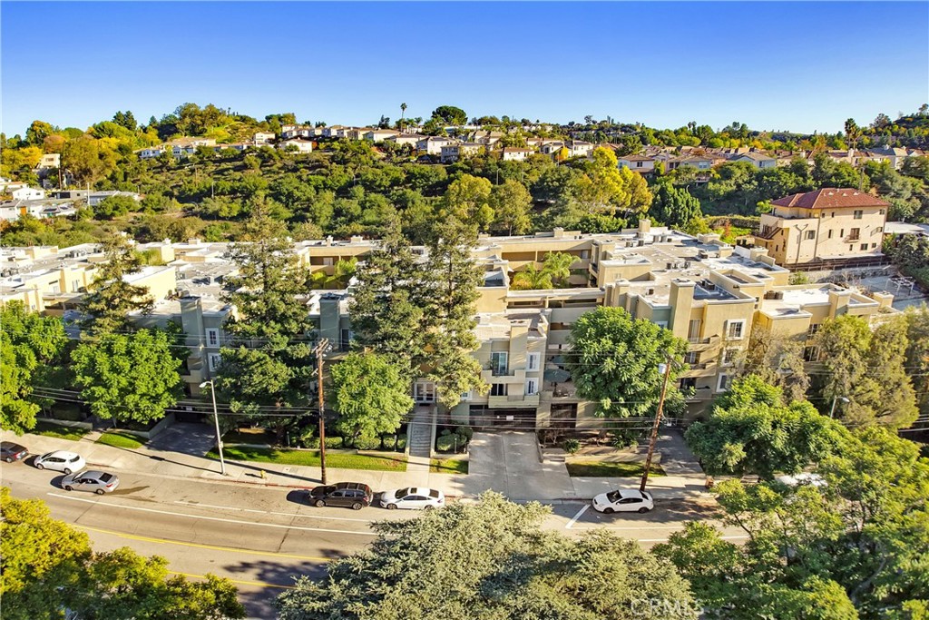 6140 Monterey Road, Unit 406 Los Angeles, CA 90042 - Photo 21 of 26 a view of a city