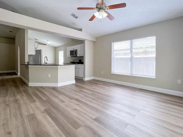 $2,595 | 522 Grand Royal Circle, Winter Garden, FL 34787