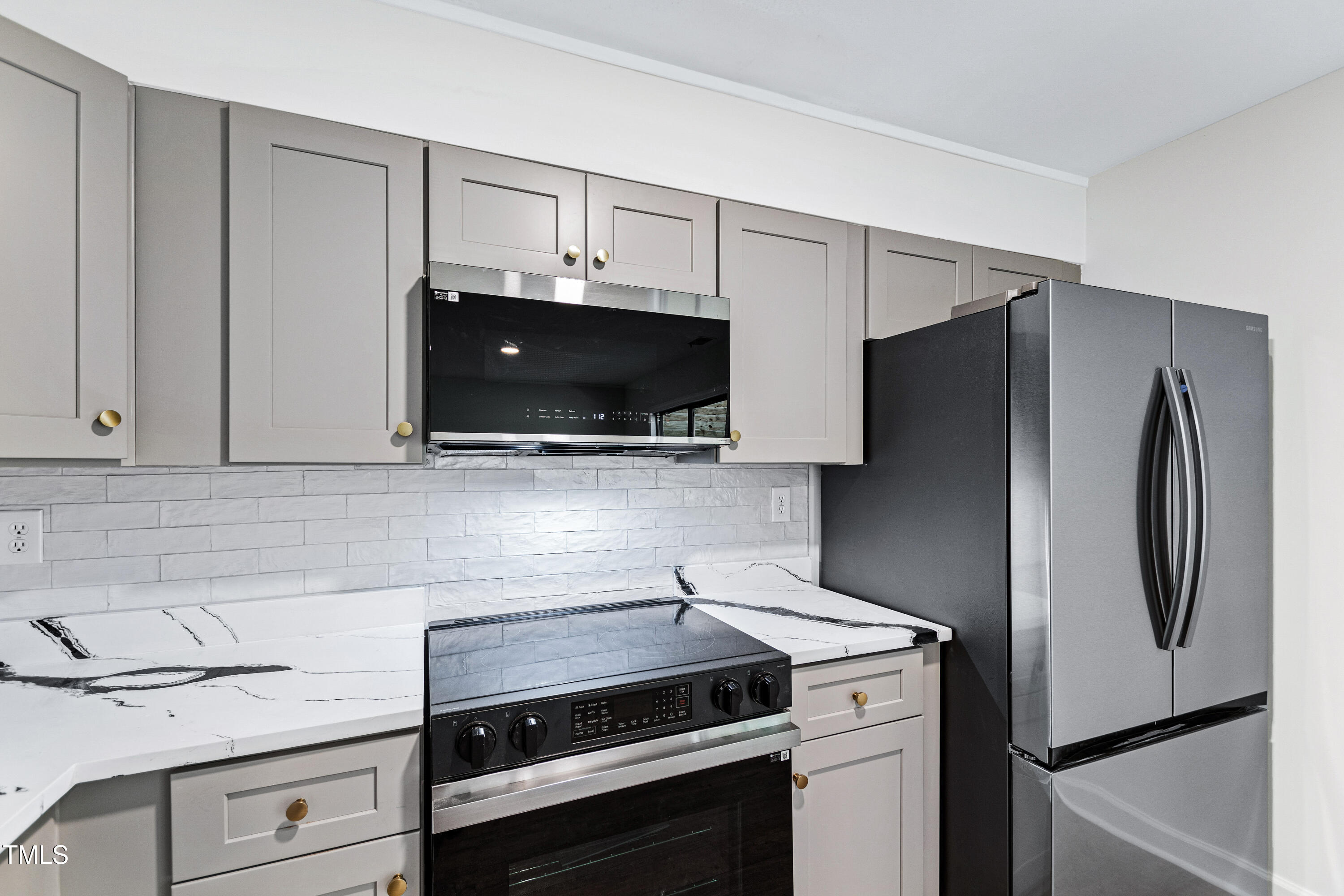 7320 Longstreet Drive Raleigh, NC 27615 - Photo 48 of 73 Unit01_KitchenD