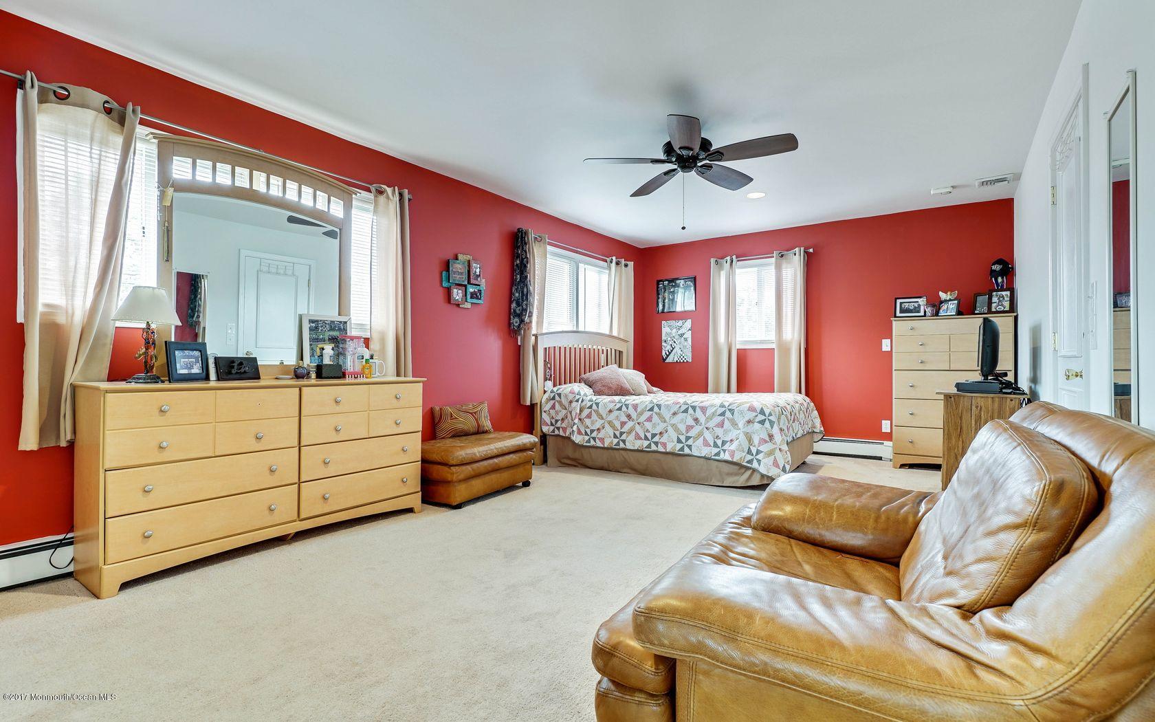 710 Shore Road Spring Lake Heights, NJ 07762 - Photo 14 of 23 27