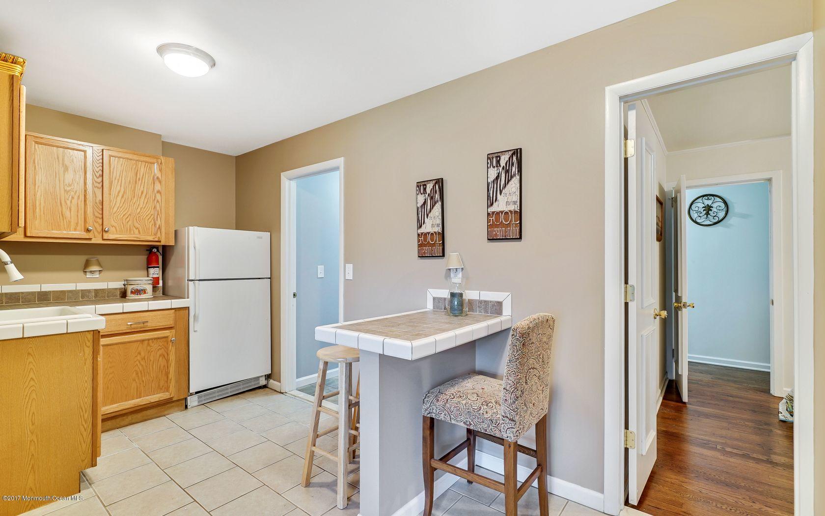 710 Shore Road Spring Lake Heights, NJ 07762 - Photo 21 of 23 37