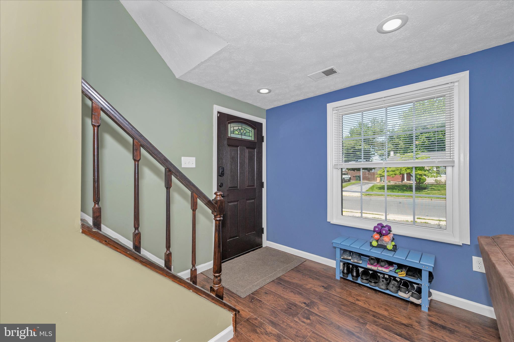 330 Heather Ridge Drive Frederick, MD 21702 - Photo 3 of 39 a living room with furniture and a window