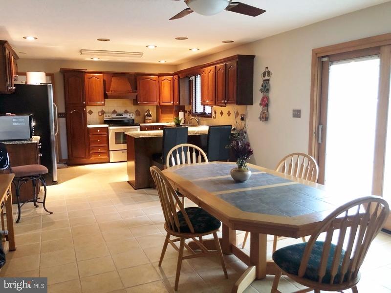 481 School Road York, PA 17407 - Photo 5 of 26 Gallery Image 5
