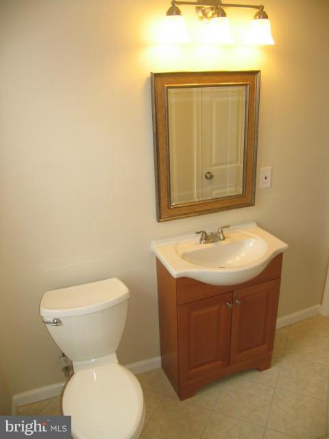 1522 Ralworth Road Baltimore, MD 21218 - Photo 11 of 18 Bath