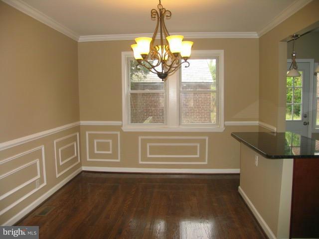 1522 Ralworth Road Baltimore, MD 21218 - Photo 6 of 18 Dining Room