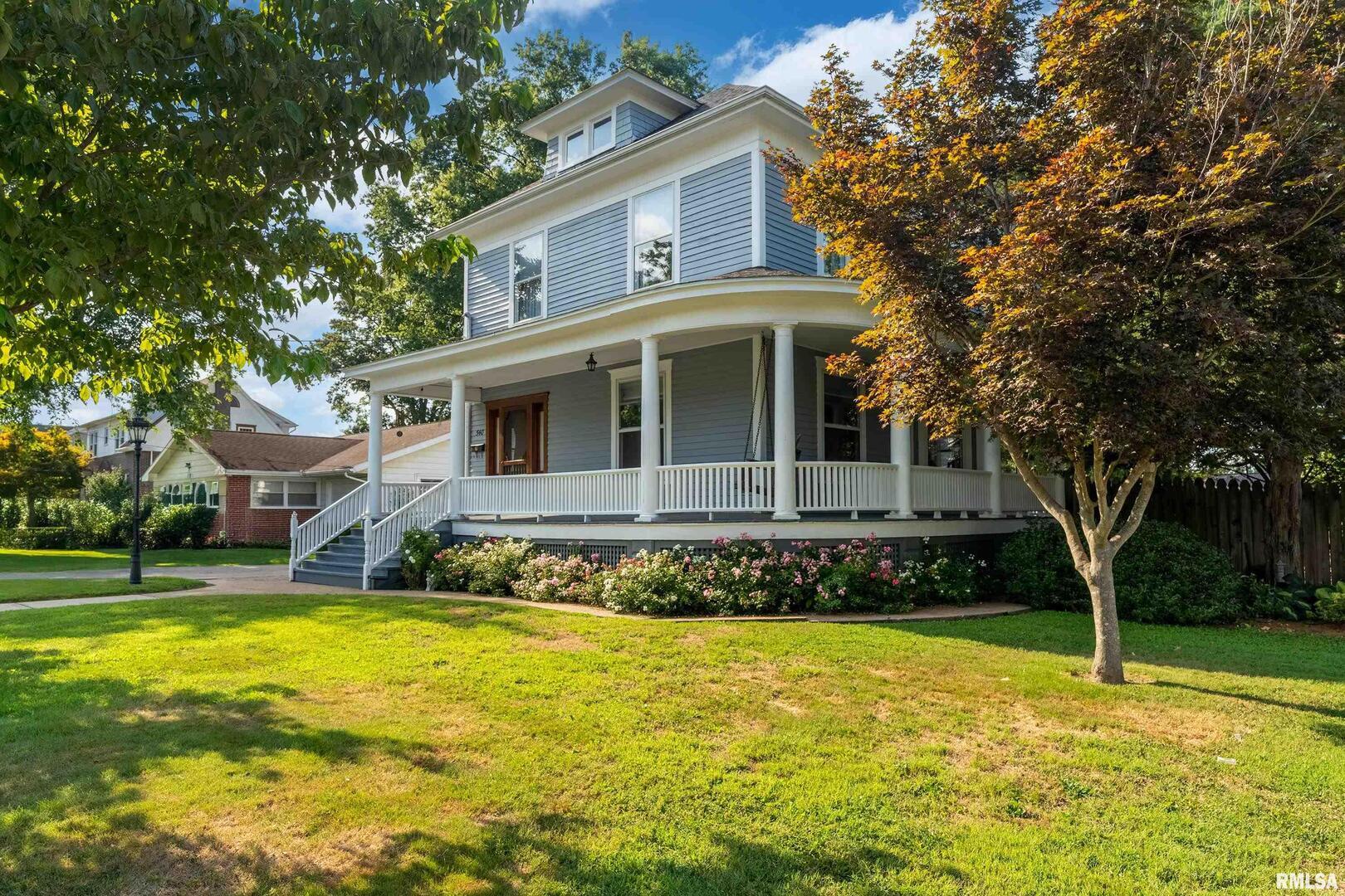 540 East Main Street Du Quoin, IL 62832 - Photo 1 of 43
