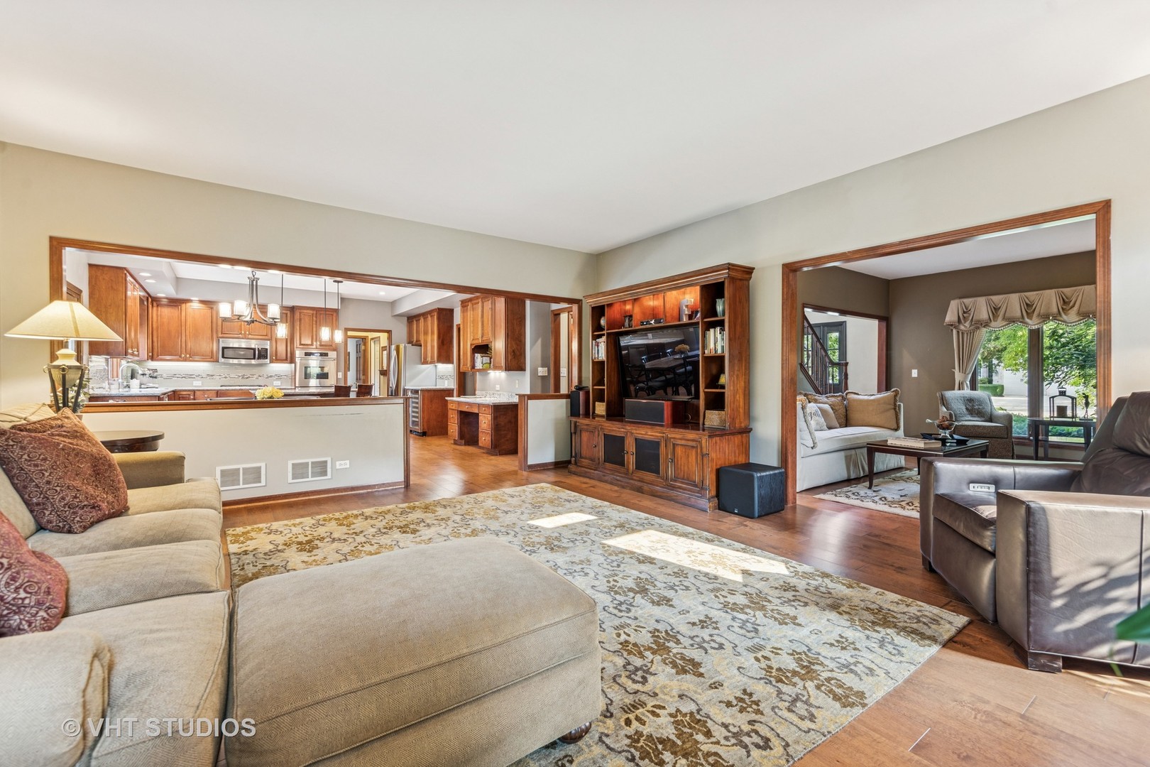 1343 Dunrobin Road Naperville, IL 60540 - Photo 16 of 65 Gallery Image 16