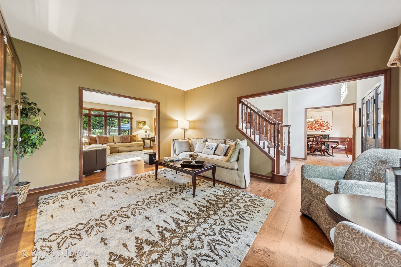 1343 Dunrobin Road Naperville, IL 60540 - Photo 17 of 65 Gallery Image 17